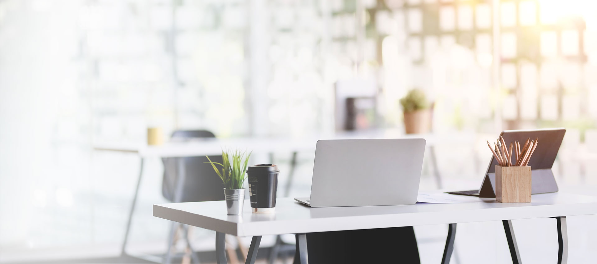 Arbeitsplatz mit Notebook